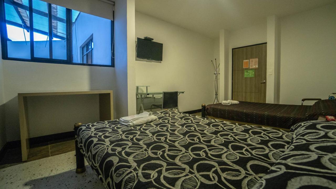 Wanderlust Hostel 亚美尼亚 外观 照片